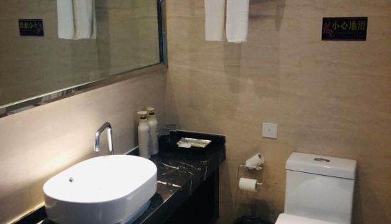 Camera - Lingshui Hotel