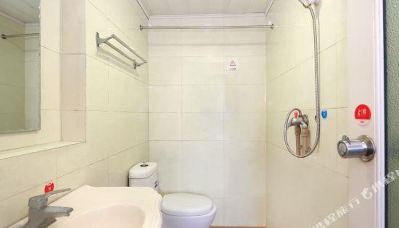 Widok wnętrza - OYO ulanqab huaxin hotel bath