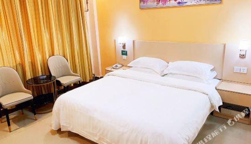 Camera - 97 business hotel