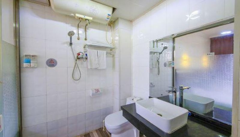 Habitación - Ulanchaburi ritong express hotel