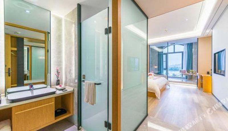 Zimmer mit Seeblick - Byland Hot Spring Hotel
