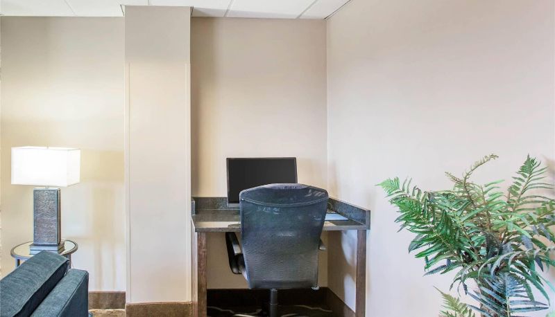 Business center - Comfort Inn Franklin Highway 96