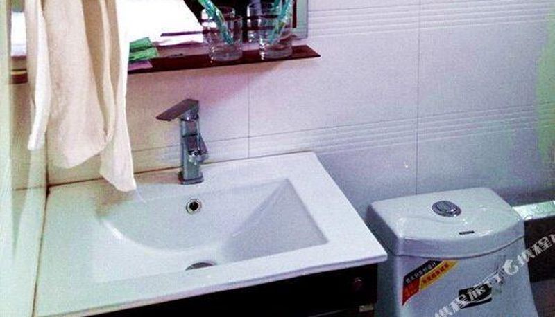 Kamer - Baoying Moon Bay Express Hotel