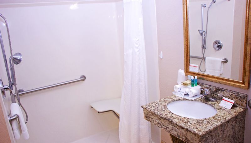 Camera - Holiday Inn Express & Suites PIERRE-FORT PIERRE by IHG