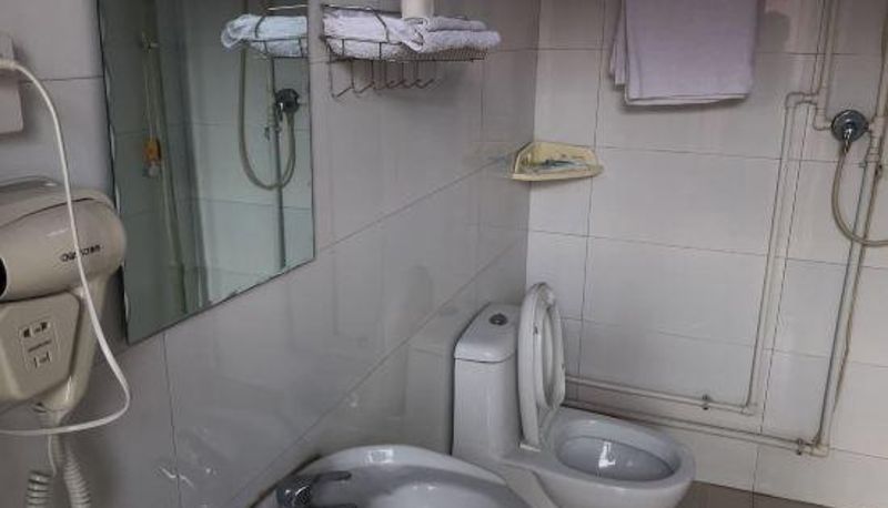 Zimmer - Boxing Guangming Hotel