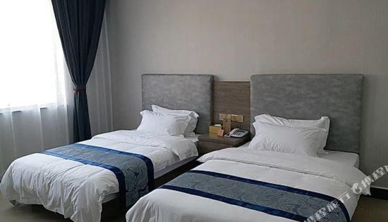 Camera - Yongcheng Shenzhou Hotel