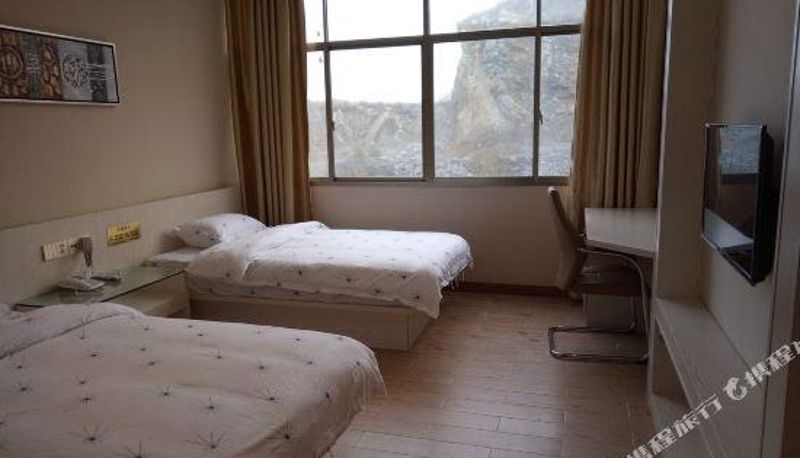 Zimmer - Zixing Ping'an Hotel