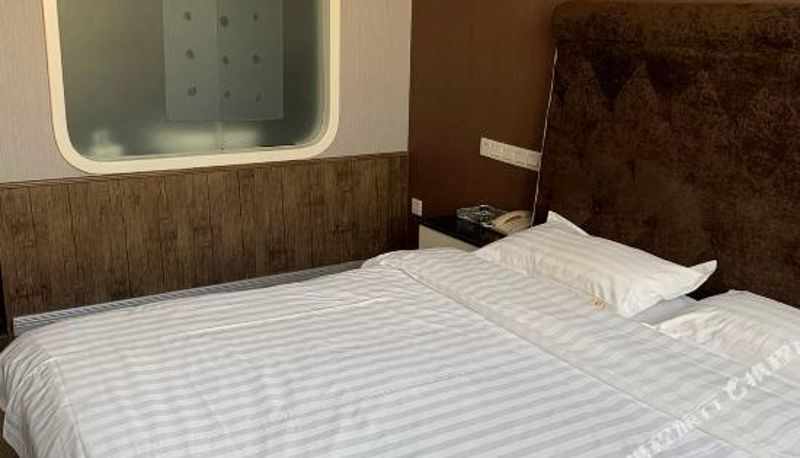 Zimmer - Yichang Sediao Hotel