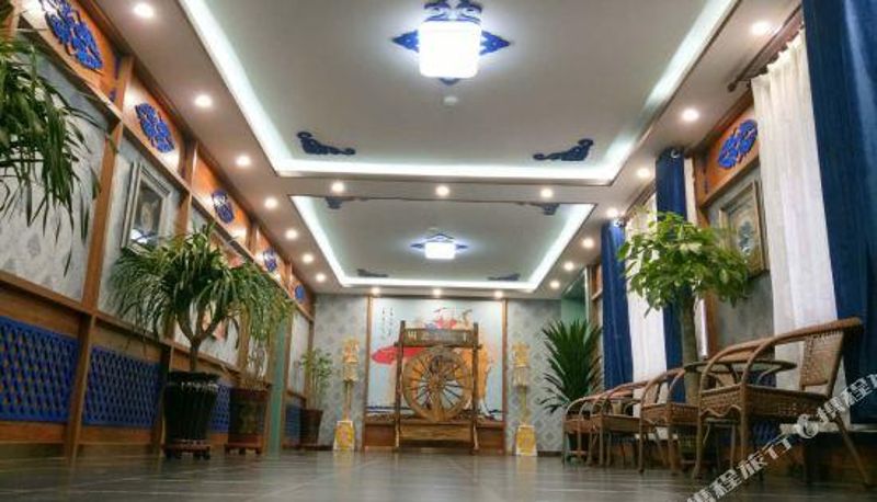 Rezeption - Yuteng Business Hotel (Ordos Wanda Branch)