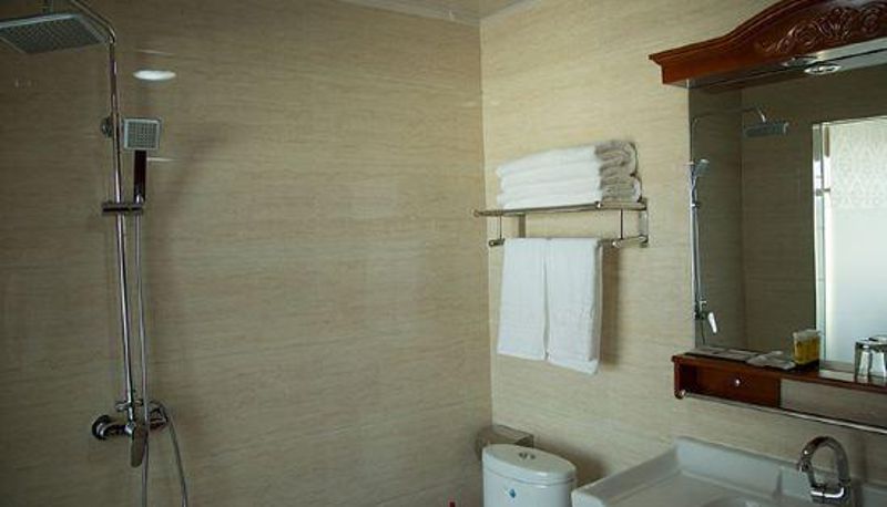 Room - Golden Age Hotel