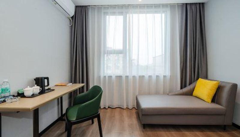 Zimmer - GreenTree Inn