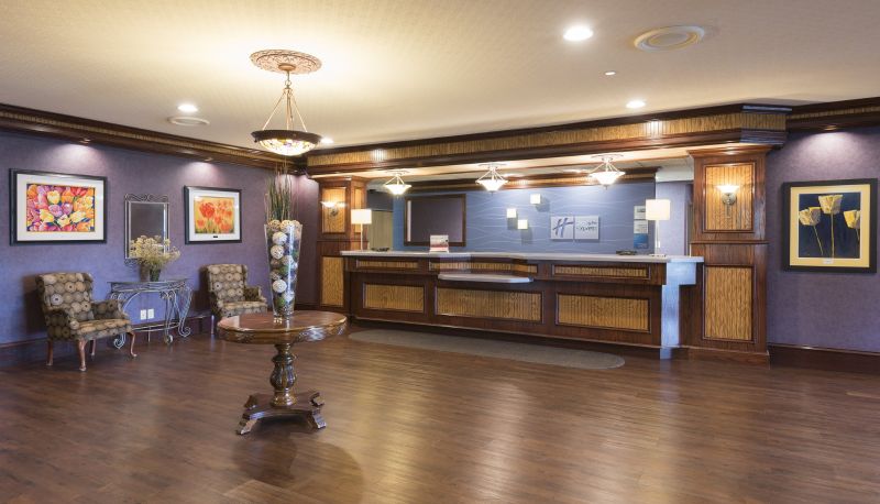 Información - Holiday Inn Express HOLLAND by IHG