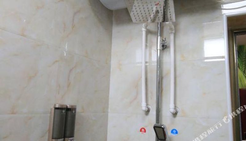 Room - Hechi Yijia Fashion Theme Apartment