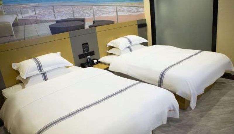 Innenbreich - Kelly Smart Choice Hotel (Dongxing Guomen Port)