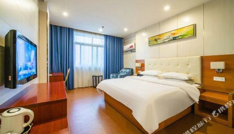 Zimmer - Yilu Fengqing Business Hotel