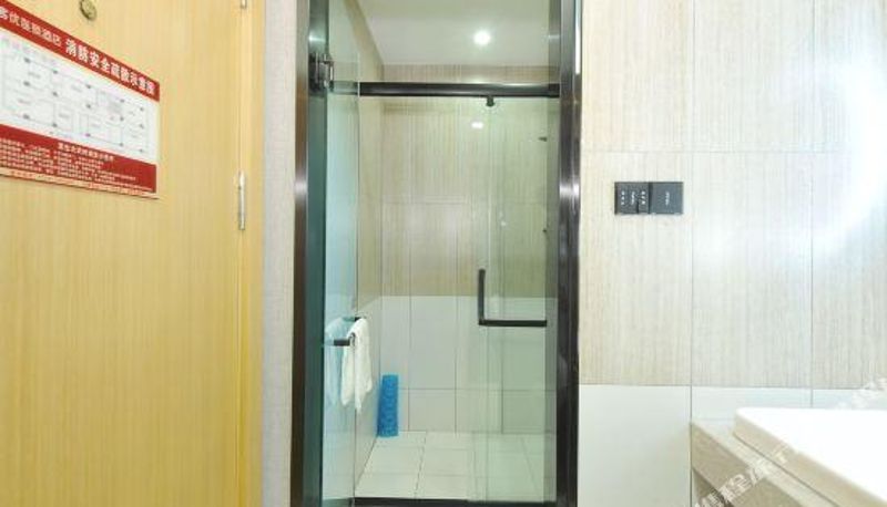 Zimmer - Thank U Hotel (Dongxing Port)