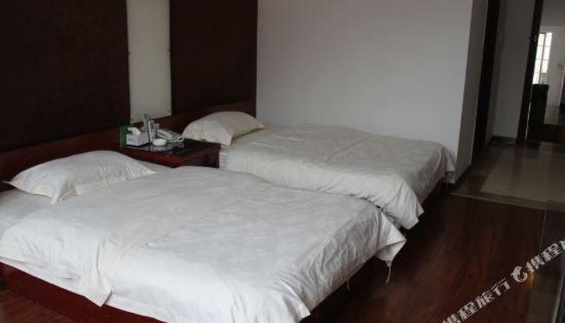 Zimmer - Dongxing Haosheng Express Chain Hotel