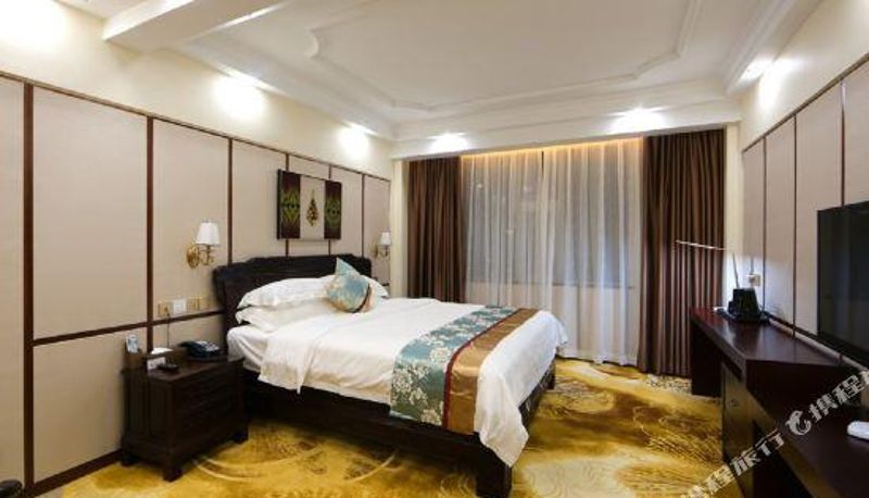 Camera business - South Asia Hotel