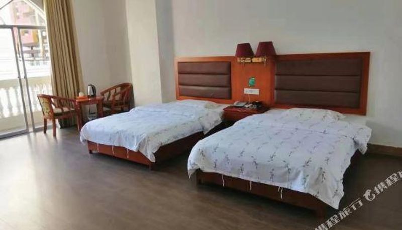 Kamer - Dongxing Huaxing Express Hotel