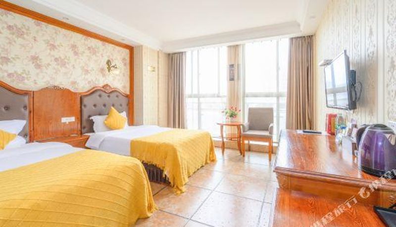 Kamer - Bazhong Wealth Theme Hotel