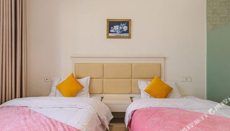 Kamer - Bazhong Wealth Theme Hotel