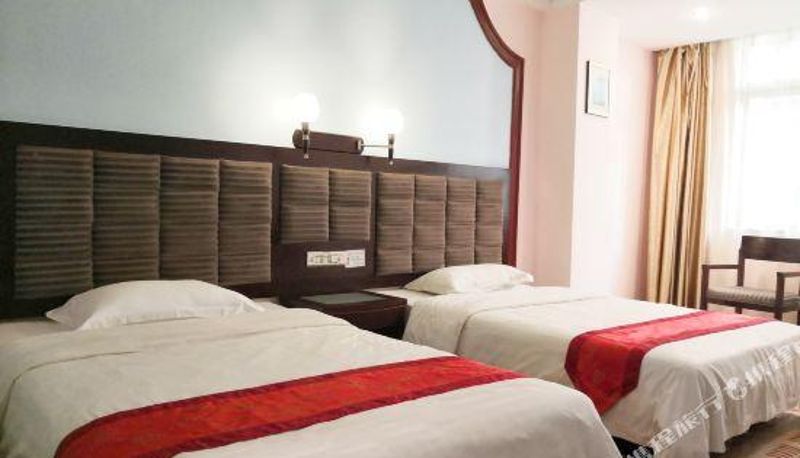 Zimmer - Metropolitan Hotel