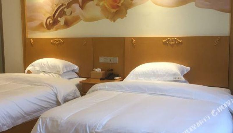 Zimmer - Bincheng Hotel (Dongxing ASEAN Avenue Port Branch)