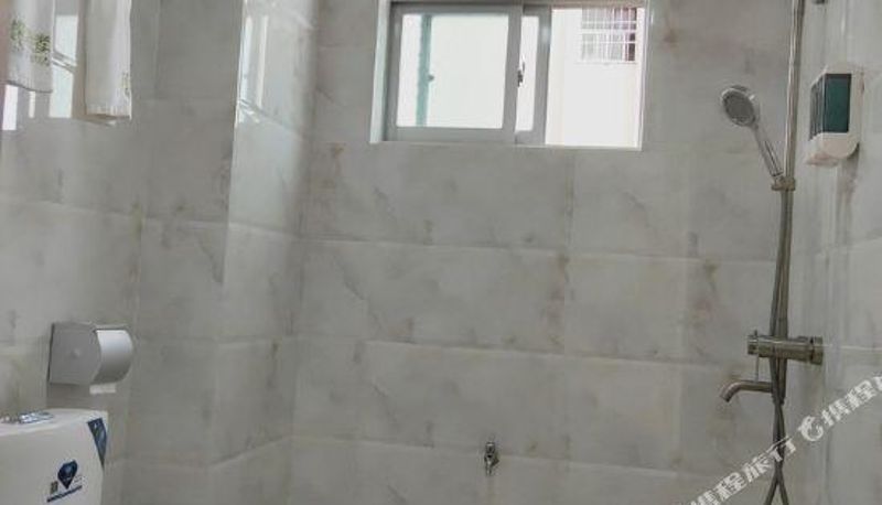 Room - dong xing tan suo zhe zhu ti gong yu