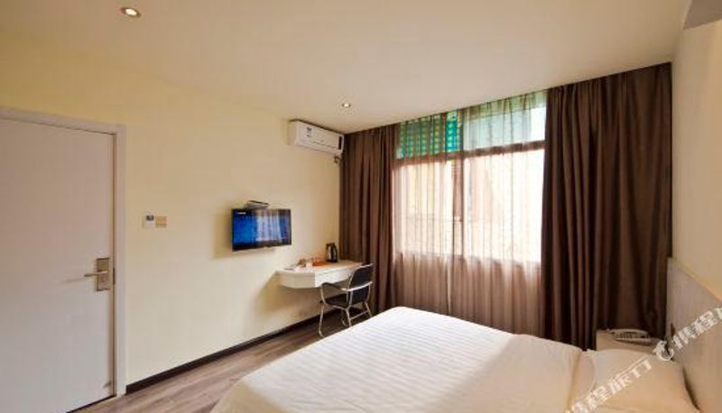 Camera - Minzhe Hotel