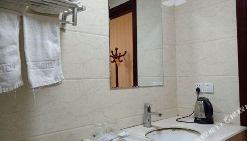 Zimmer - Yangzhong Changhong Hotel