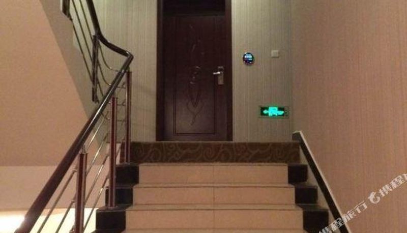 Reception - Zhongxiang Jinxu Hotel