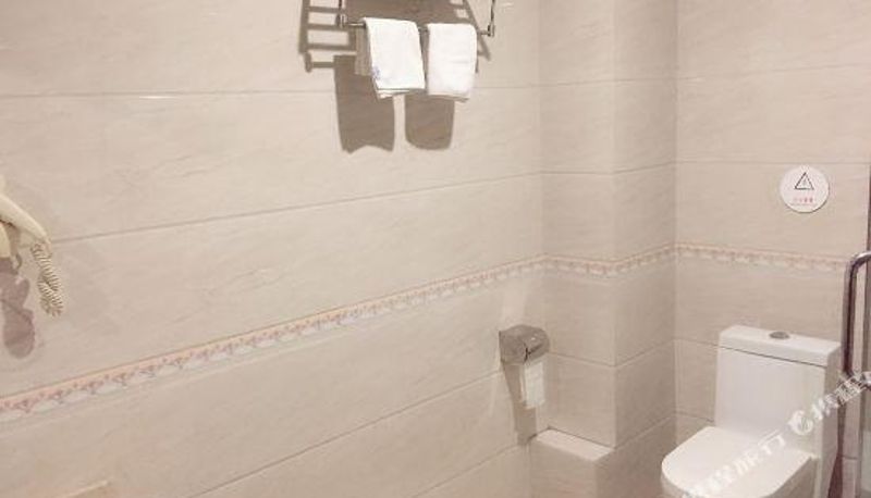 Chambre - Yunfu Longteng Hotel