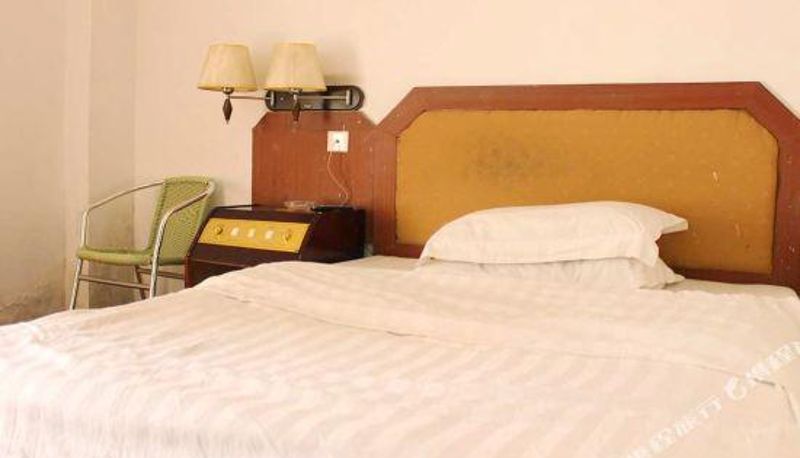 Camera - Yangshan Xinxing Business Hotel