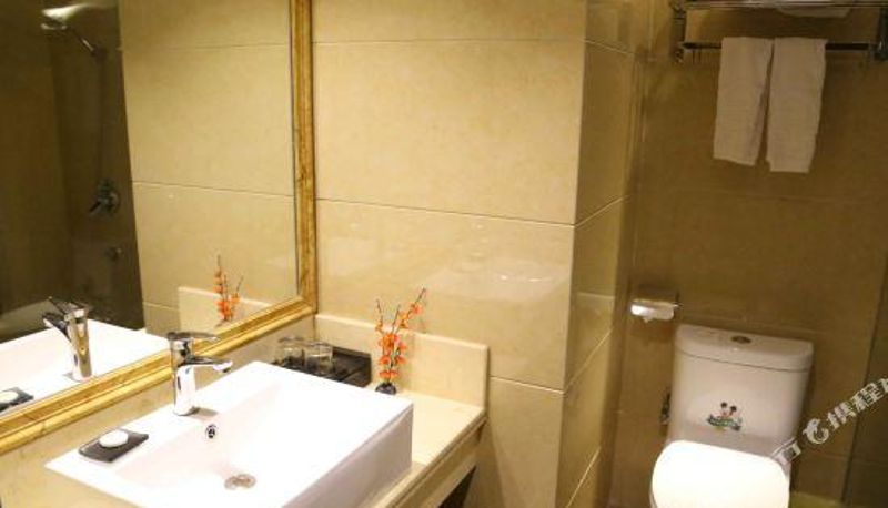 Zimmer - Sunshine Holiday Hotel