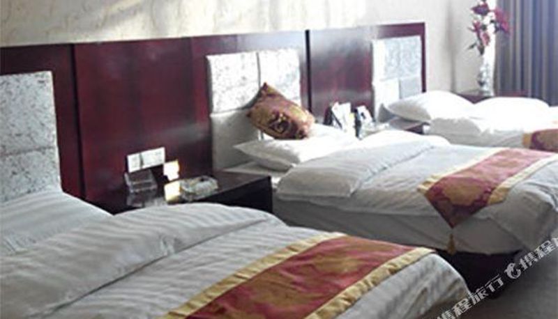 Room - Luliang Halou Hotel