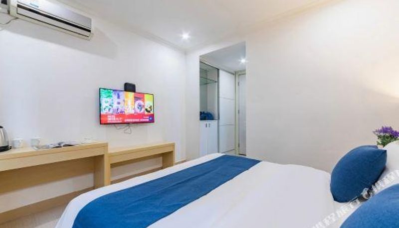 Camera - Fuzhou Dongxiang Zhixing Friendship Chain Hotel