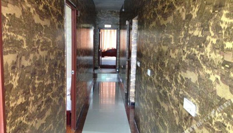Reception - Langzhong Sanhe Hotel