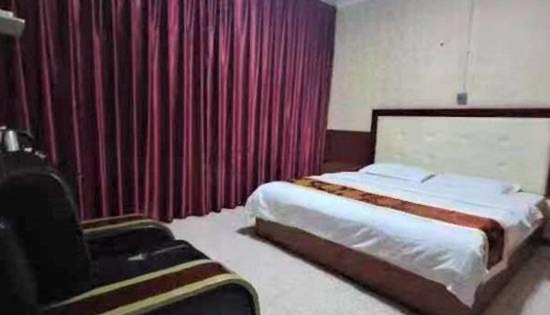 Camera - Langzhong Yunhong Business Hotel