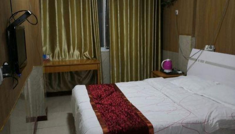 Camera - Zhoukou Tiantian Business Hotel