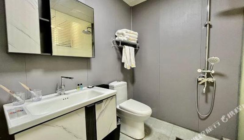 Camera business - Pinshang Holiday Hotel
