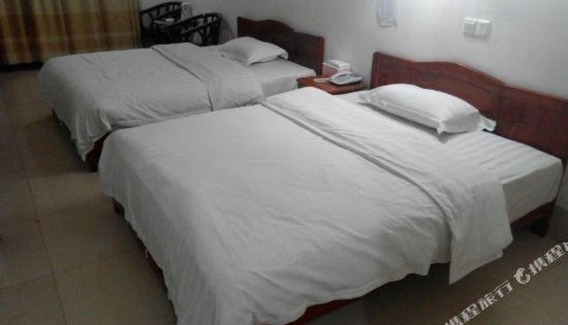 Camera - Jinyun Hotel
