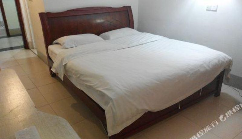 Camera - Jinyun Hotel