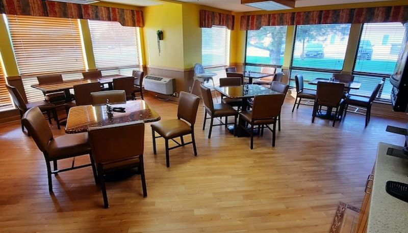 Sala prima colazione - Horse Creek Inn