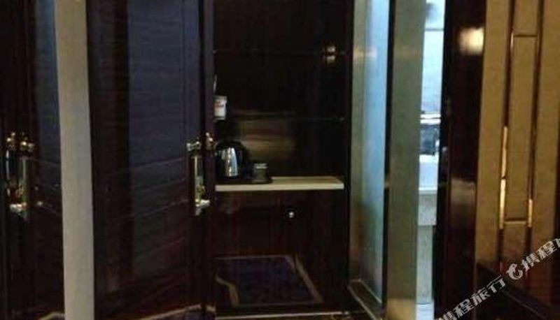 Widok wnętrza - Huzhulunwei Boutique Business Hotel