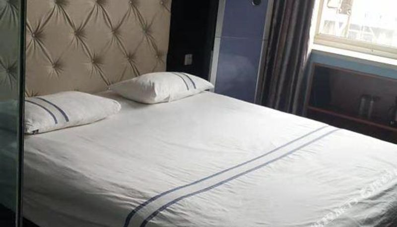 Business-kamer - Yongning Binhe Mingzhu Business Hotel