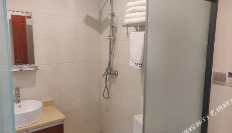 Camera - Yongchun Business Hotel