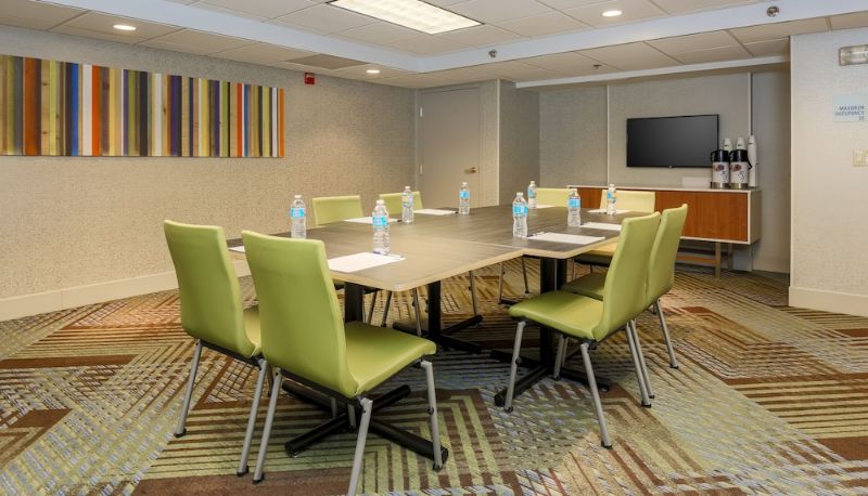 Meeting room - Holiday Inn Express MILWAUKEE-WEST MEDICAL CENTER by IHG