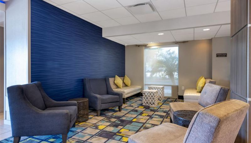 Hall - Comfort Inn & Suites Melbourne-Viera