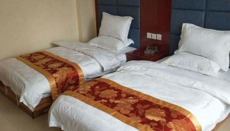 Kamer - Delingha Jingyi Hotel