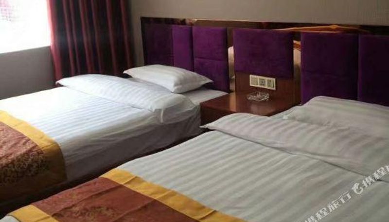 Pokój - Delingha Yuqing Hotel
